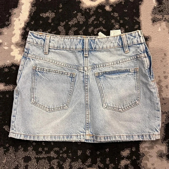 Zara | Denim Mini Skirt With Pockets |  Size S - Picture 2 of 5